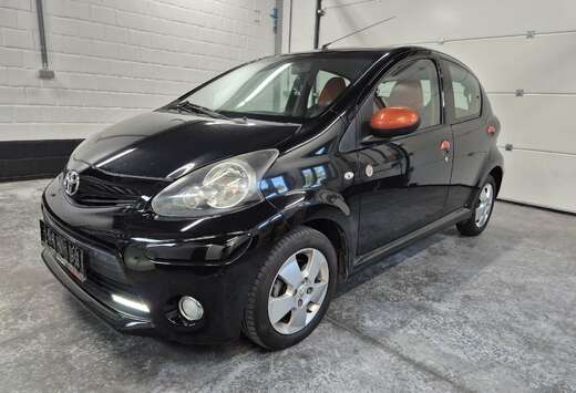 Toyota 1.0 VVT-i Active