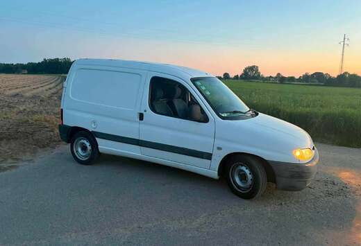 Peugeot 1.9 D- 165000km - Phone :+32465997782