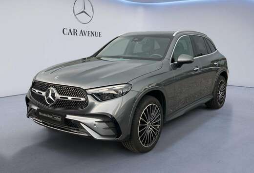Mercedes-Benz 300e 4MATIC AMG Line
