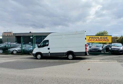 Iveco 35S18V 3.0 Turbo D 177cv 6 VIT HAUT LONG + tva