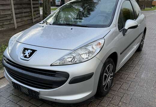 Peugeot Peugeot 207 1.4 benzine Gekeurd VVK Car pass