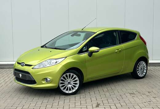 Ford  1.25i Titanium GARANTIE Airco Parksens ISOFIX