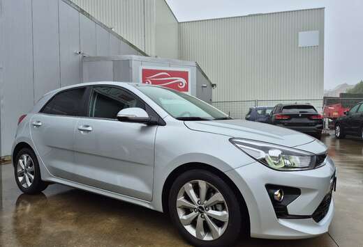 Kia 1.0Ti 100cv // AUTO. 7DCT // 23.869 KM  2023