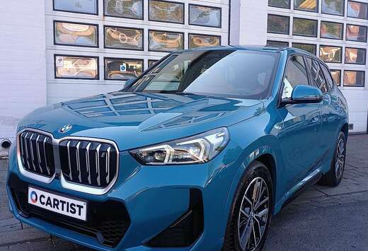 BMW iX1 66.5 kWh xDrive30 M SPORT/ PANO/ NIEUWSTAAT /