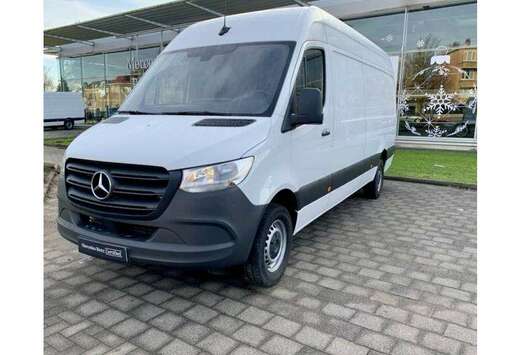 Mercedes-Benz Fourgon 317 CDI 170 ch L3H2 RWD (EU6d)