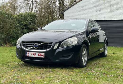 Volvo S60 2.0 D3 Momentum Geartronic