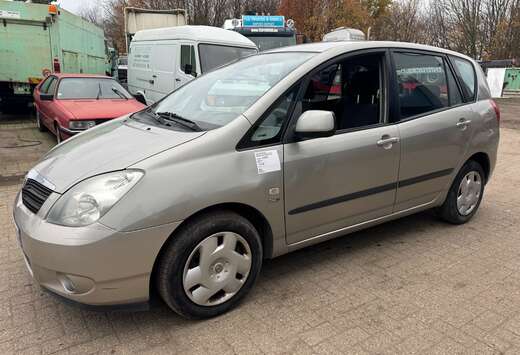 Toyota Corolla Verso 2.0 D-4D