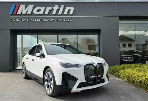 BMW xDrive40 SPORTPAKKET / TREKHK/ 360CAM/ KEYLESS/