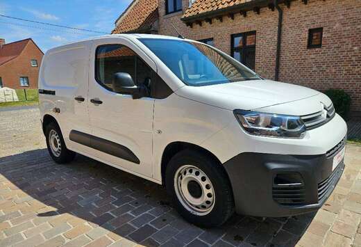 Citroen 1.2 BENZINE AUTOMAAT FULL OPTION 131PK 14008  ...