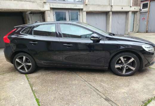 Volvo V40 2.0 D2  FULL opt carnet entretien complet t ...