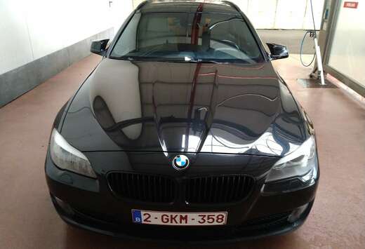 BMW 528i Touring Aut.