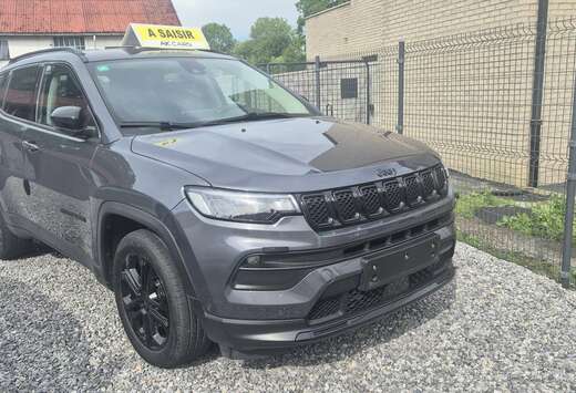 Jeep 1.3 Turbo 4x2 Night Eagle