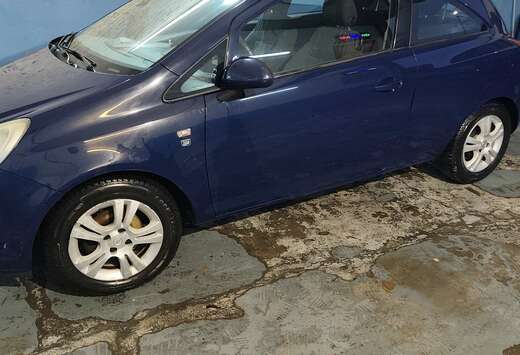 Opel 1.0 - 65 Essentia