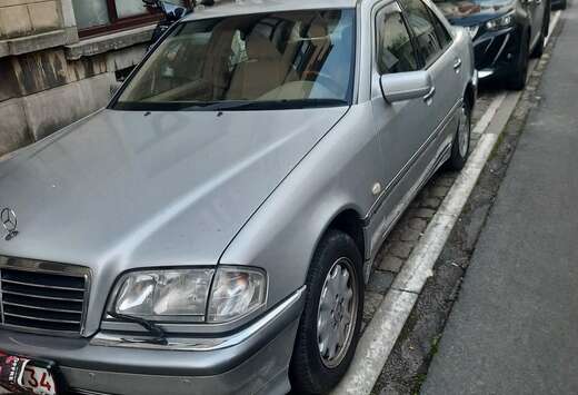 Mercedes-Benz C200  cdi  Elégance
