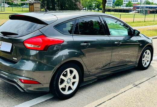 Ford 1.0 EcoBoost ST Line
