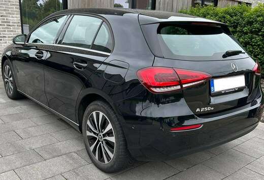 Mercedes-Benz A 250 e PHEV (EU6AP)