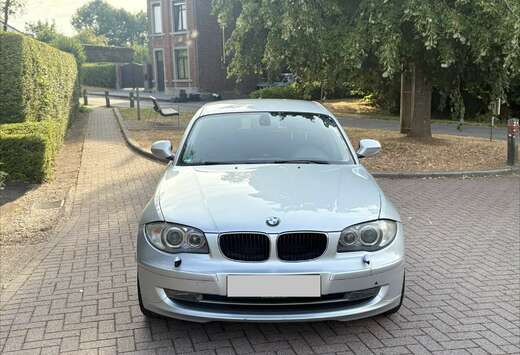 BMW BMW 118DA 2.0D Pack-Sport 2011