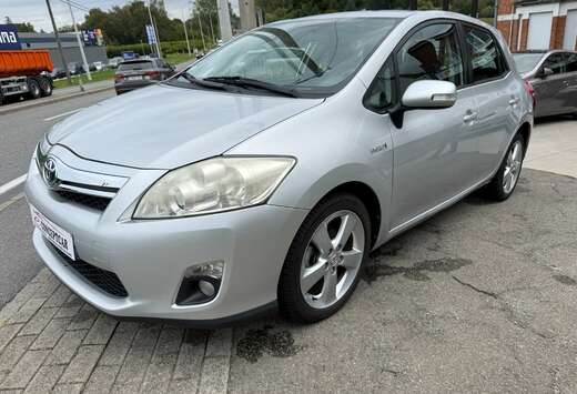 Toyota Auris HEV 1.8i HSD Sol CVT