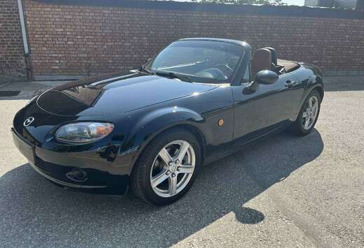 Mazda MX-5 1.8i 16v Active