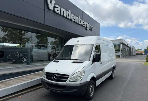 Mercedes-Benz trekhaak airco verzorgde wagen