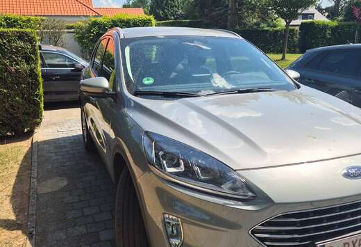 Ford Kuga 2.5 EcoBoost FWD PHEV Titanium