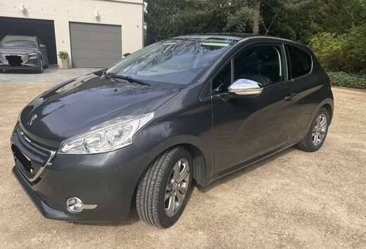 Peugeot 1.2i Allure