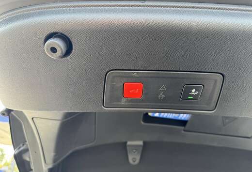 Peugeot PureTech 225 EAT8 GT