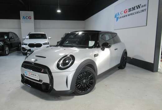 MINI Automaat Sport LED DAB Navi Carplay Shadow BLACK