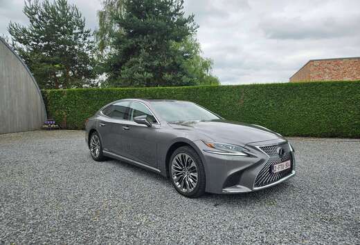 Lexus LS500h AWD