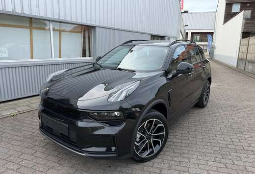 01 PHEV 1.5 Turbo Core (206 kW) Core