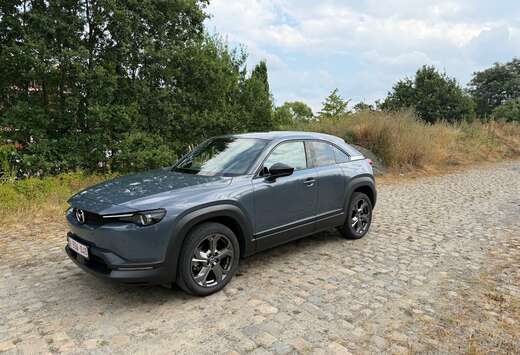 Mazda MX-30 35.5 kWh e-SKYACTIV First Edition