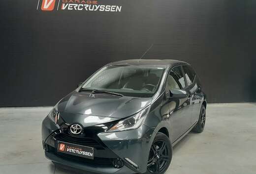 Toyota 1.0i VVT-i x-wave