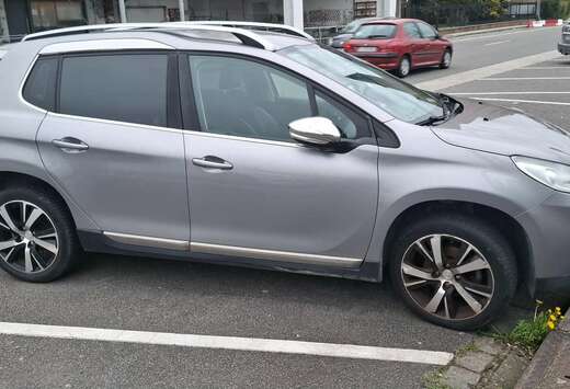 Peugeot 2008 1.6i Allure