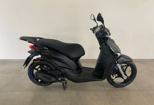 Piaggio S