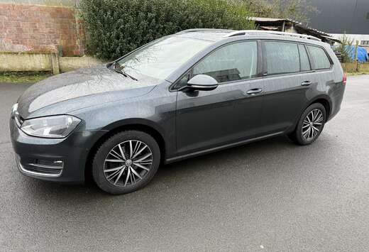 Volkswagen Golf 1.6 CR TDi Highline DSG