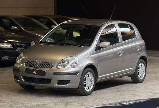 Toyota Yaris 1.0i VVT-i 16v Skynet // GARANTIE