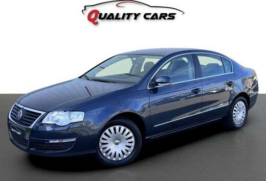 Volkswagen 1.6i  39.000 KM   Navi  CarPlay  Garantie