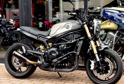 ***MOTO VERTE***