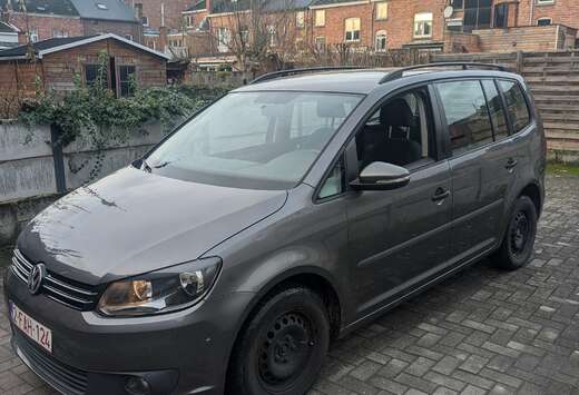 Volkswagen Touran 1.6 CR TDi Highline