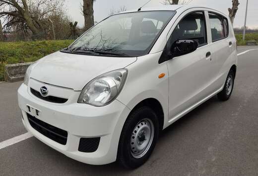 Daihatsu 1.0i