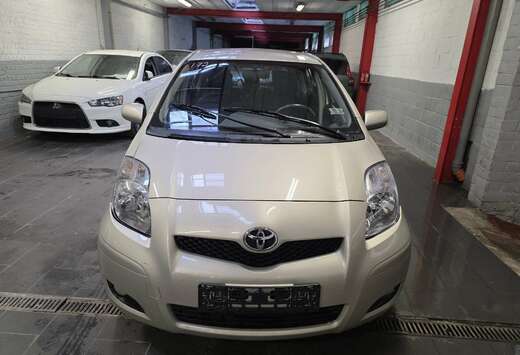 Toyota 1.33 VVT-i Cool prête à immatriculé