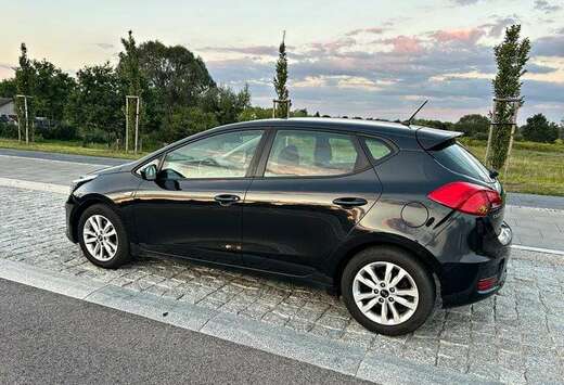 Kia Cee\'d 1.4i LX