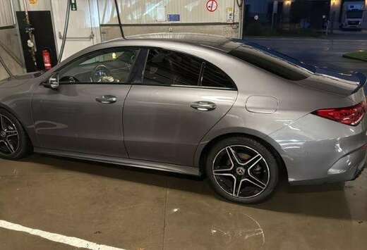 Mercedes-Benz CLA 180 7G-DCT AMG Line