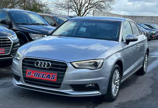 Audi A3 1.6 TDi Ambiente S tronic Berline Navi/LED