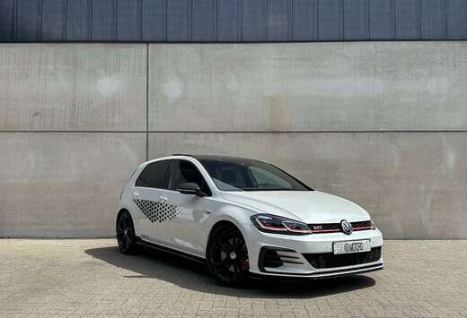 Volkswagen Golf TCR DSG*AKRAPOVIC*PANO*DCC*KESSY*CAME ...