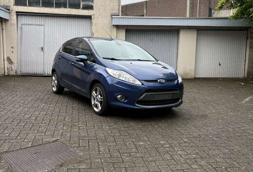 Ford  Ford fiesta 2010 full, option, prêt à immatri ...