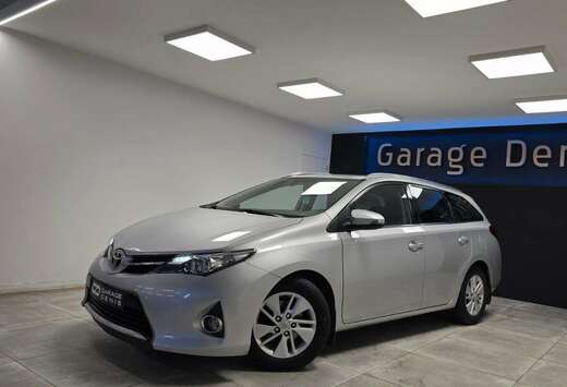 Toyota Auris SW 1.33i VVT-i Comfort *GPS+CAMERA*