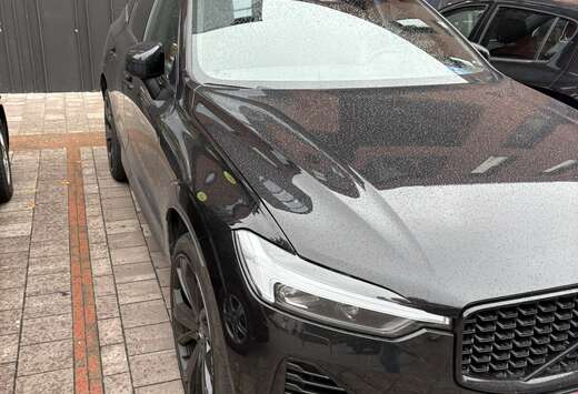 Volvo T6 AWD Plug-in Hybrid Plus Black Edition