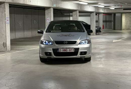 Opel 1.8i XE 16v Bertone Anniversary Edition