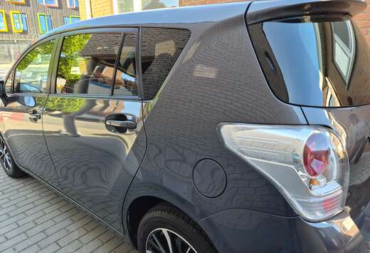 Toyota Verso 1.8i Premium 5pl.